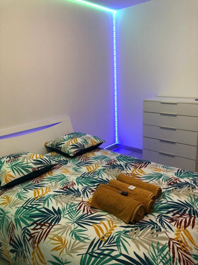 Superbe Appartement Roanne Buitenkant foto
